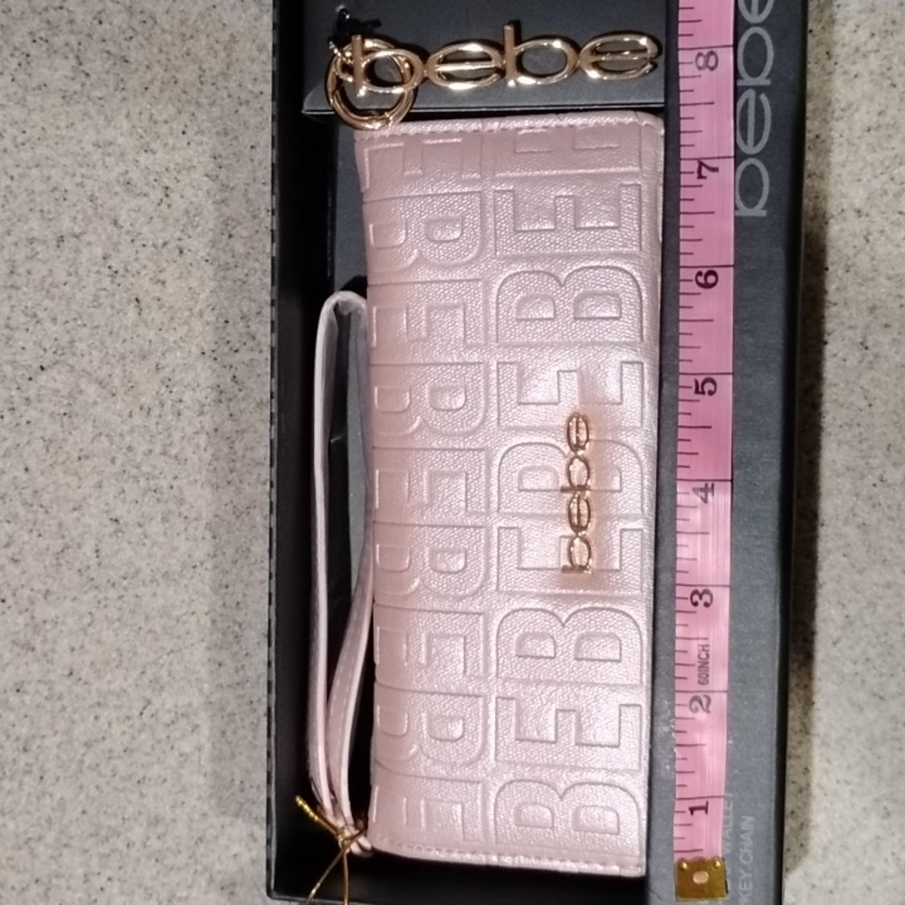 Bebe wallet and keychain set NWT - Picture 6 of 7